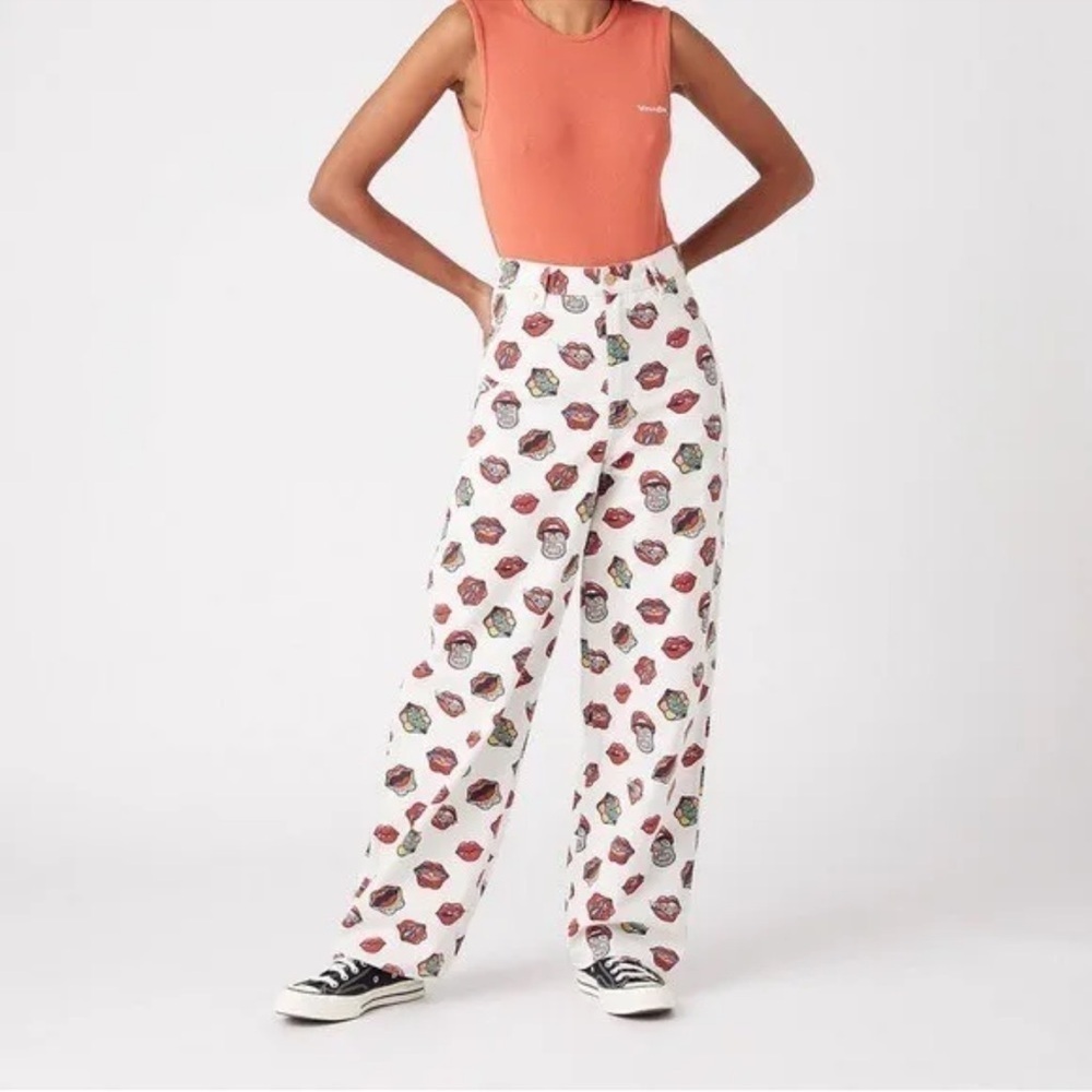 Wrangler Barrel 652 High Rise Jeans Read My‎ Lips Lip Print Cotton Size 25 x 31